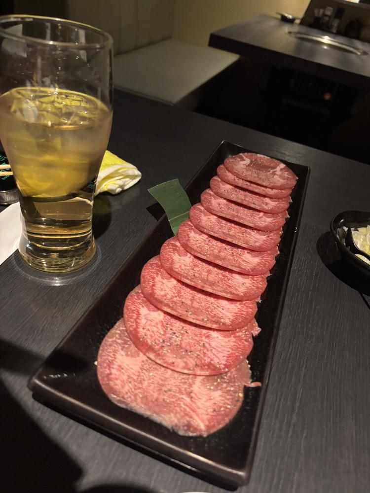 22:00