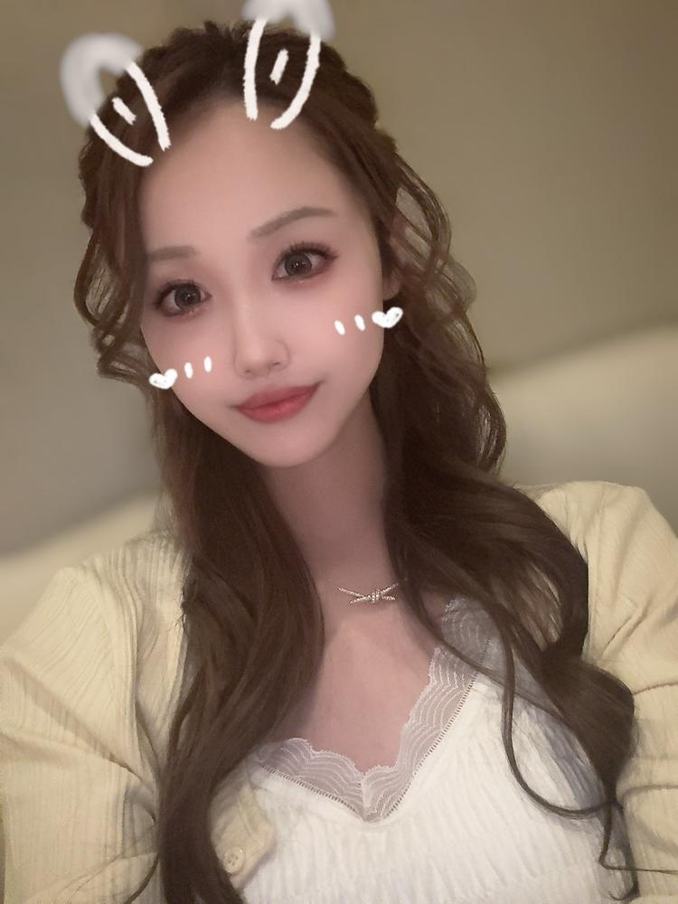 む