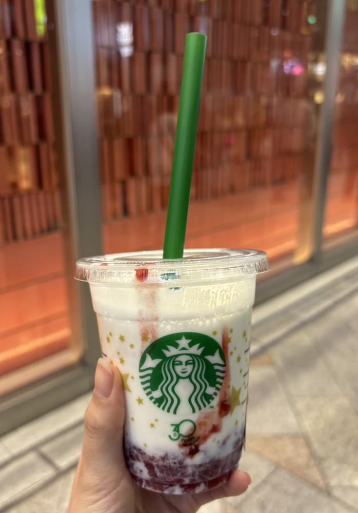 🍓🥛✨