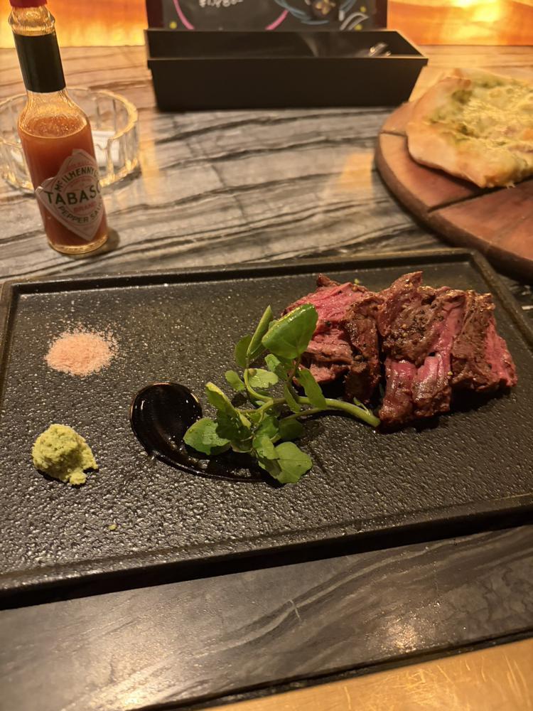 もういました