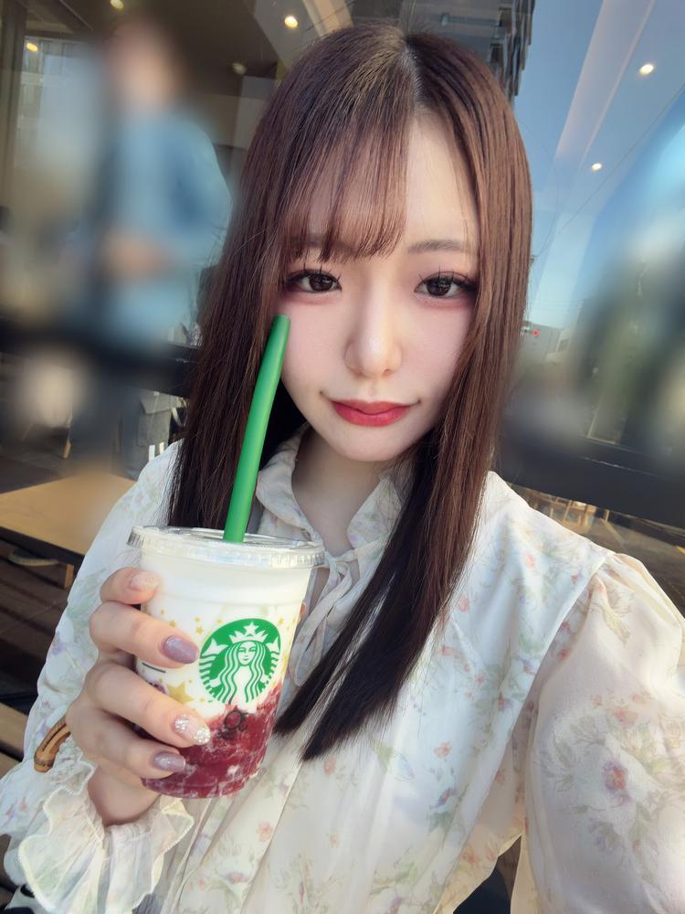 スタバの新作美味しい♡