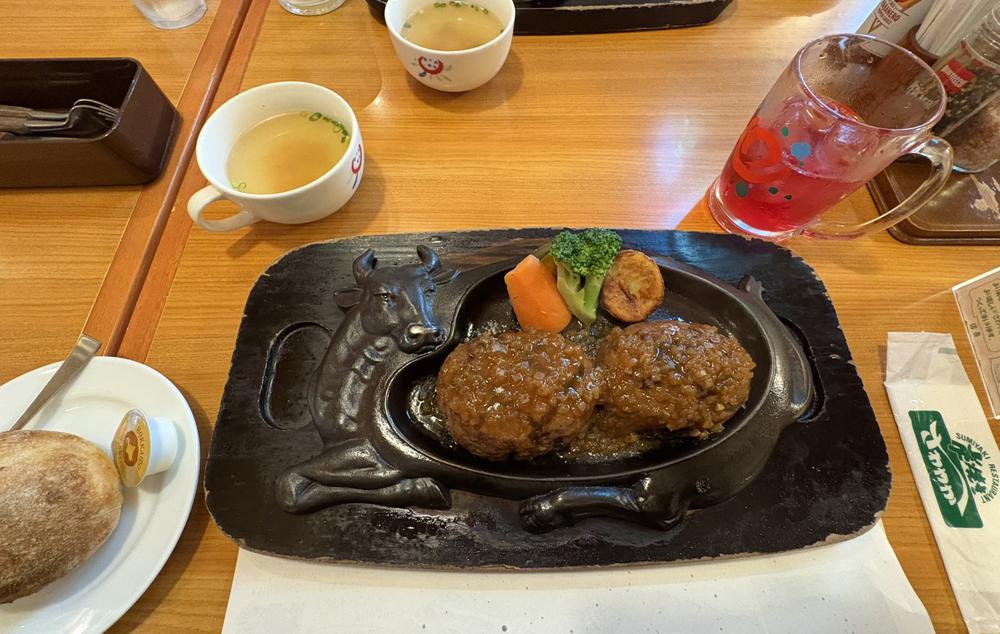 ☔今日は雨ですね🥲