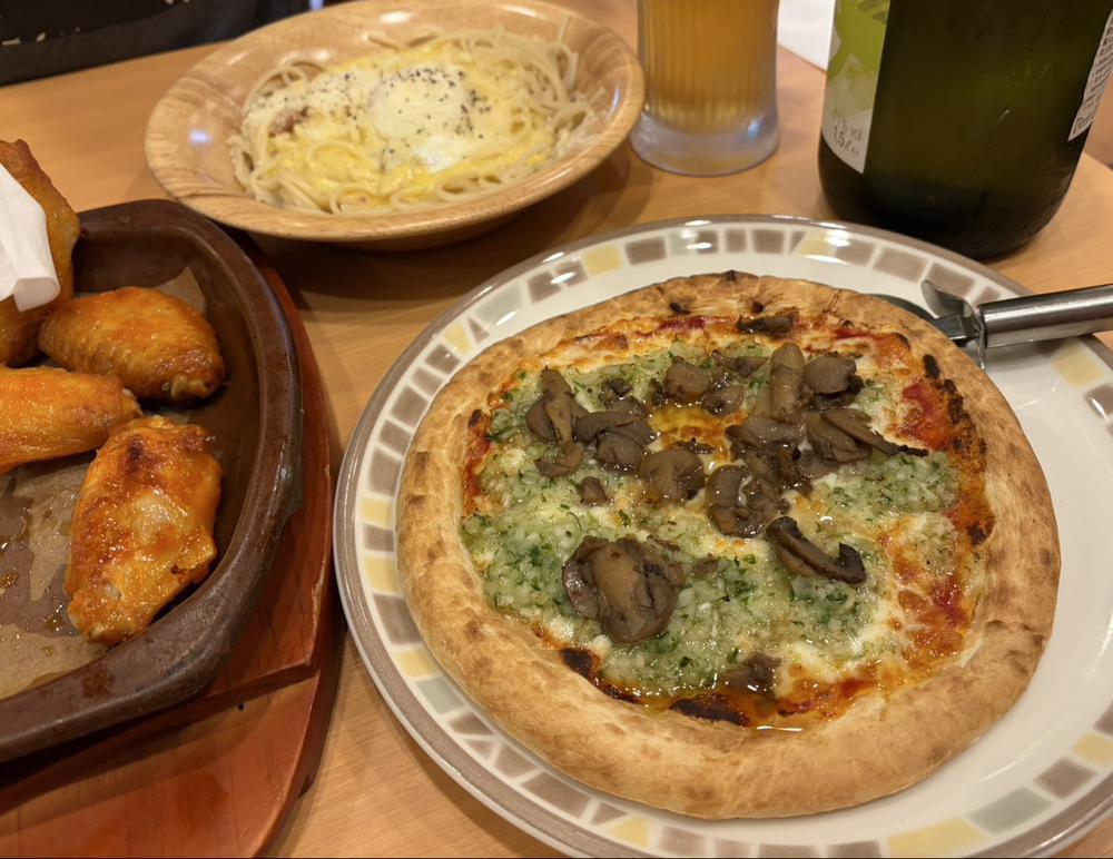 サイゼ爆食い🍕