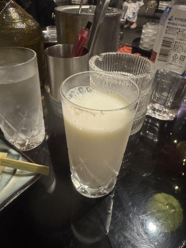 牛乳しぬ