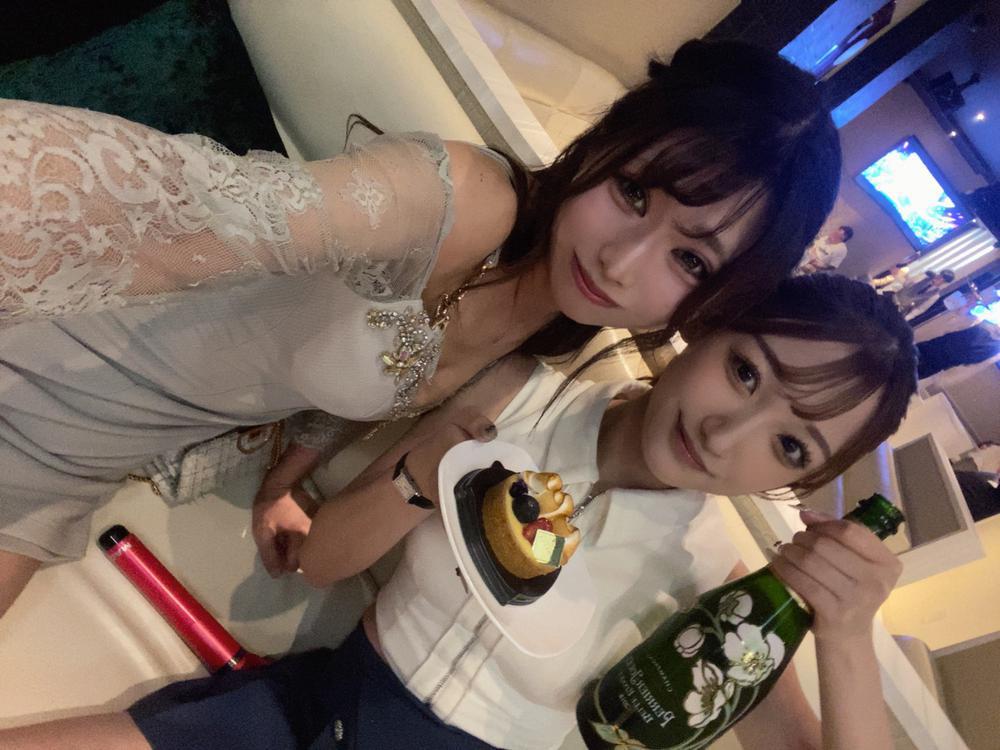 🥂