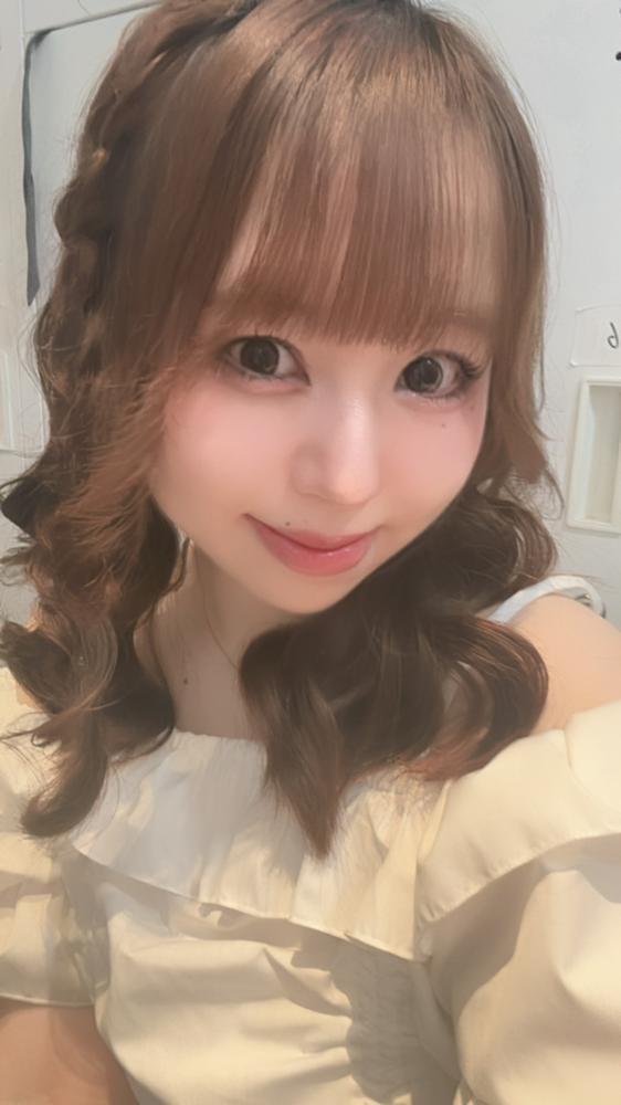 髪色迷い中！