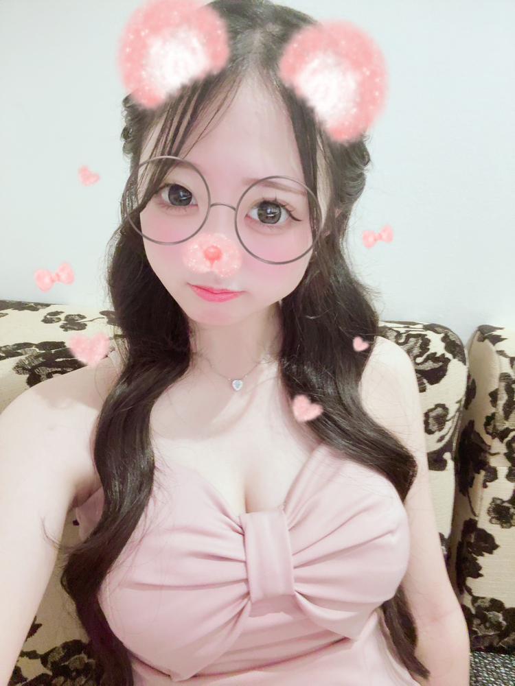 お昼何食べよー。