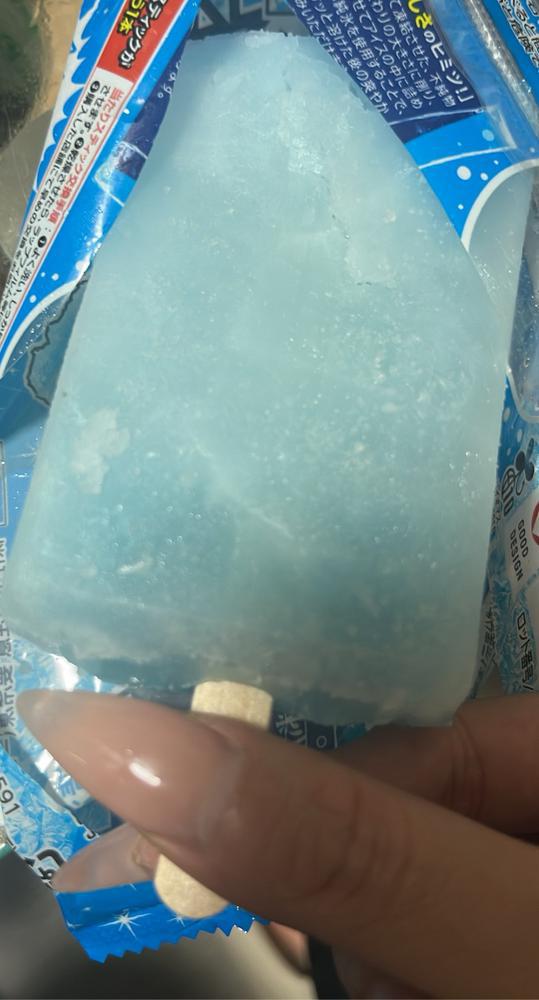 ガリガリ君にも舐められてる