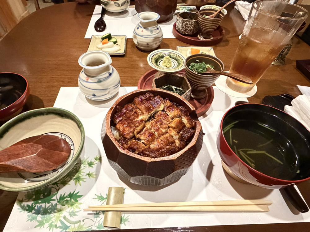ぴょーん