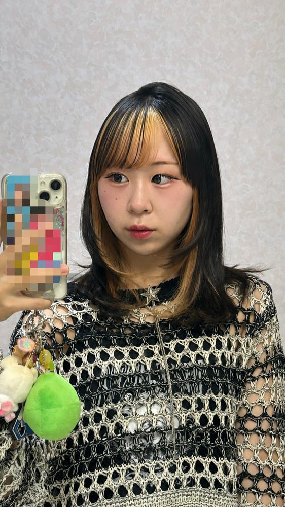 髪色