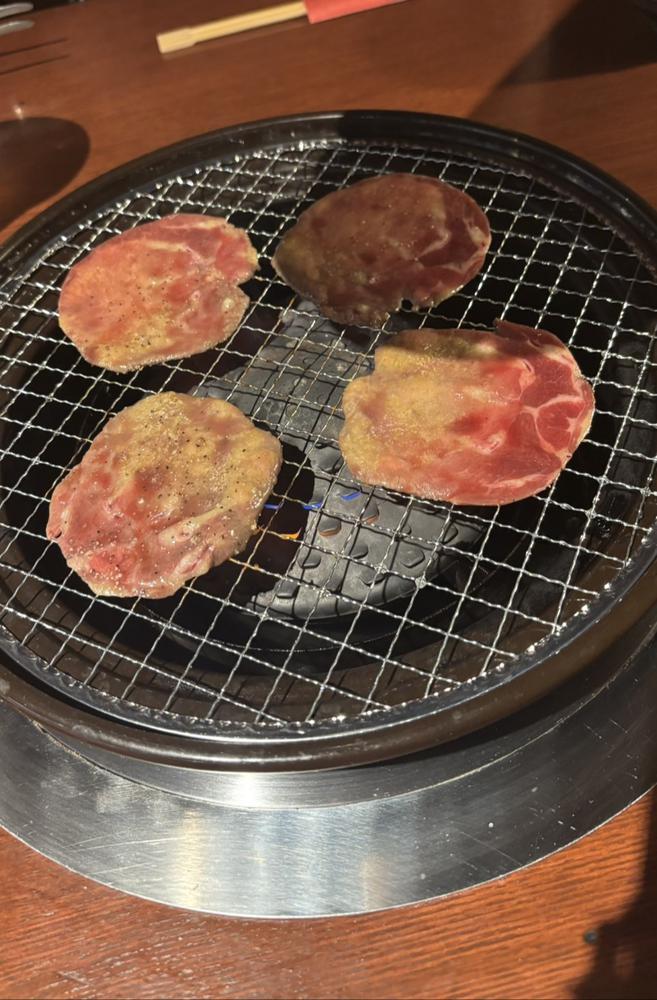 にくにく