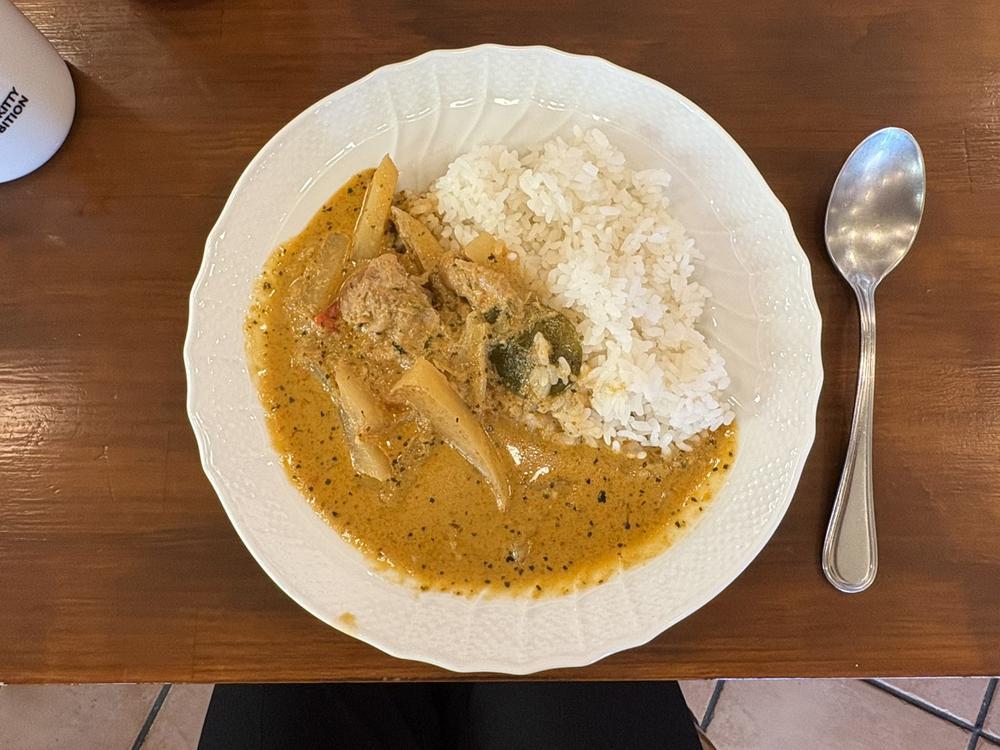 🍛カレーランチ🤍