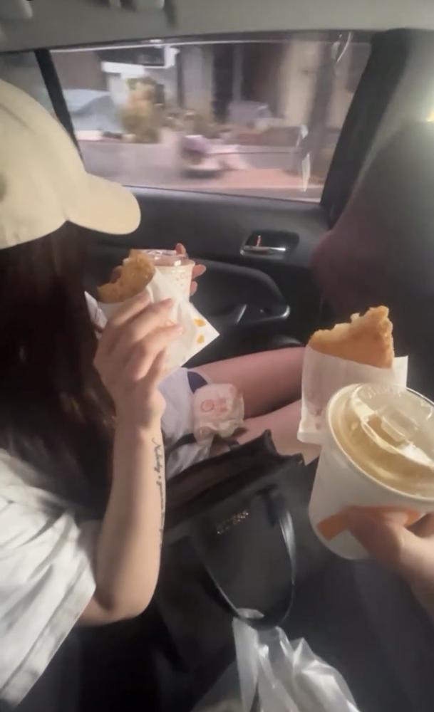 食いしん坊すぎて、