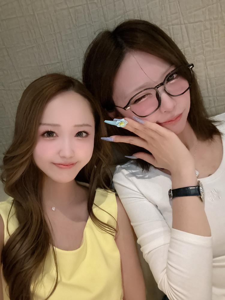 え