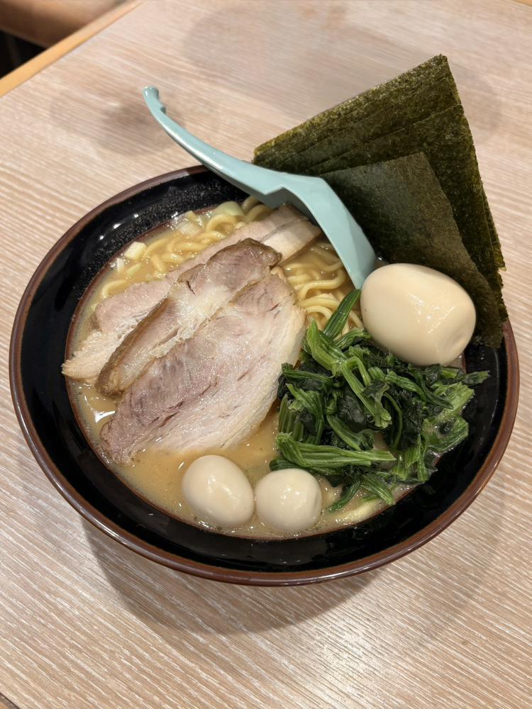 🍜🍥