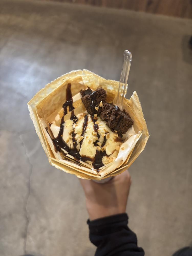 クレープたべた