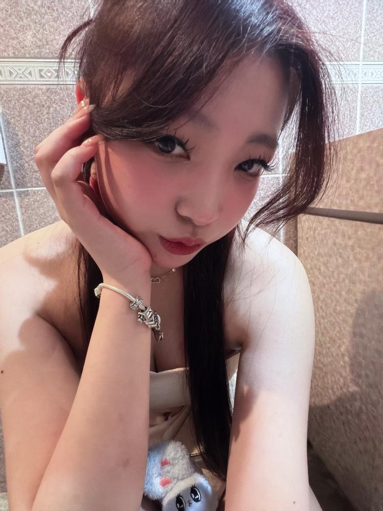 おはようございます☀            出勤ししましたっ😳          今週ラストお待ちしてますっ♪       かりな