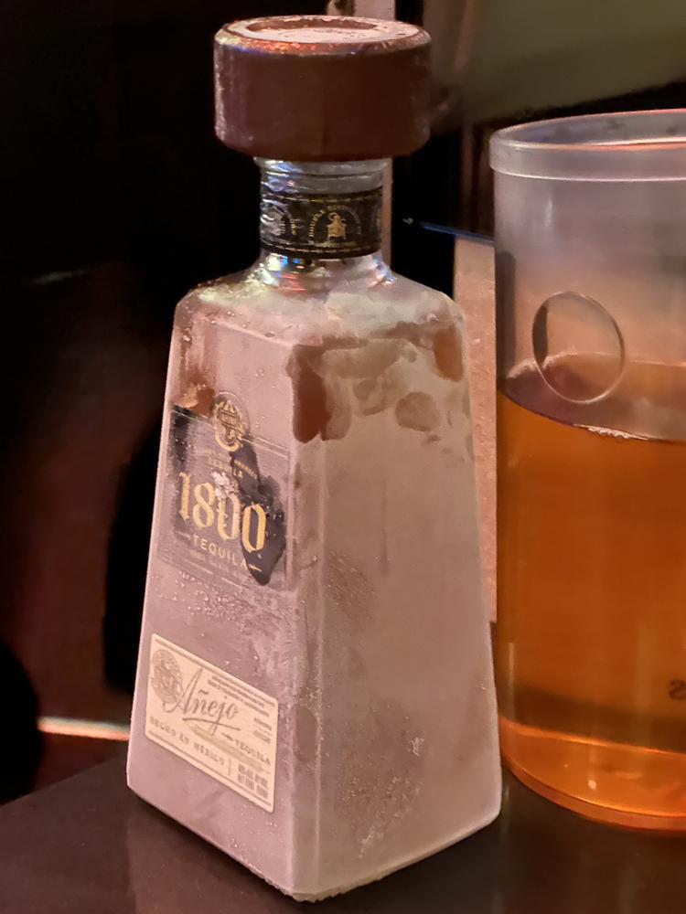 🥂
