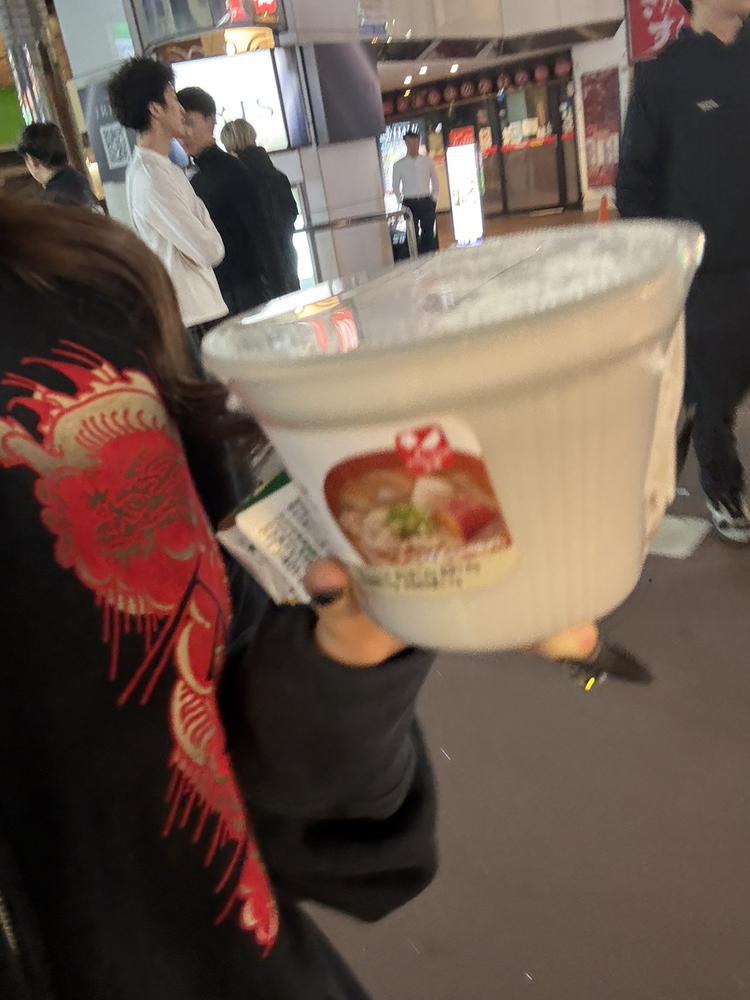 しゅ^. ̫ .^
