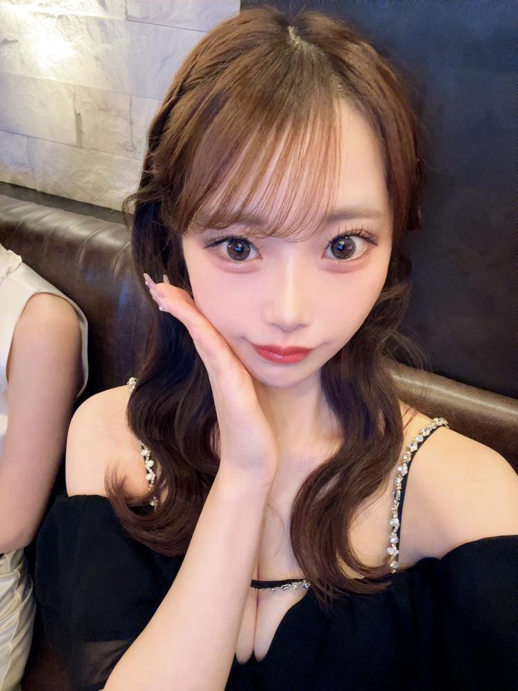 くるみです🎀   今日は髪の毛下ろした   晴ればんざい前髪も絶好調👍✨️   しゅしてます