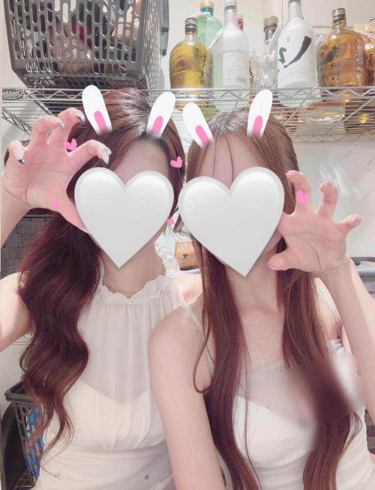 10月31日❤︎          おはようございます☀️ 出勤しました🎶           土晩一緒に飲みましょう🥂 お待ちしてます💕