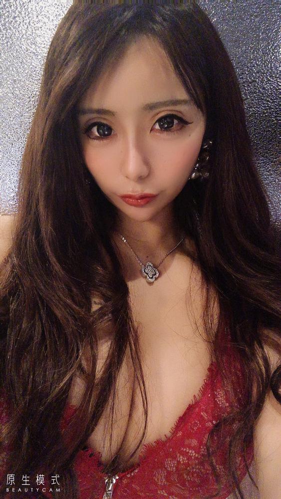 おっパイのサイズは？