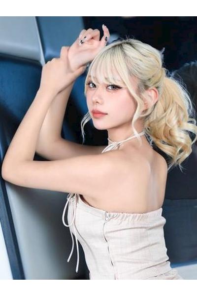 羽月 リサ