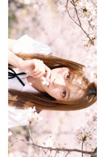 るい