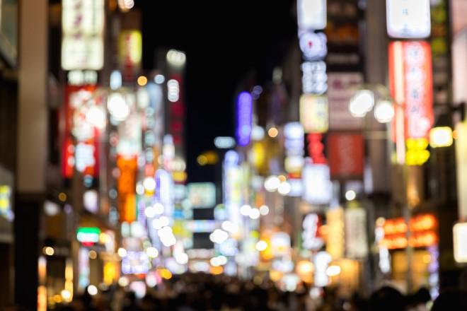キャバクラで遊ぶとどれくらい掛かる!?「料金明細」を徹底解説!