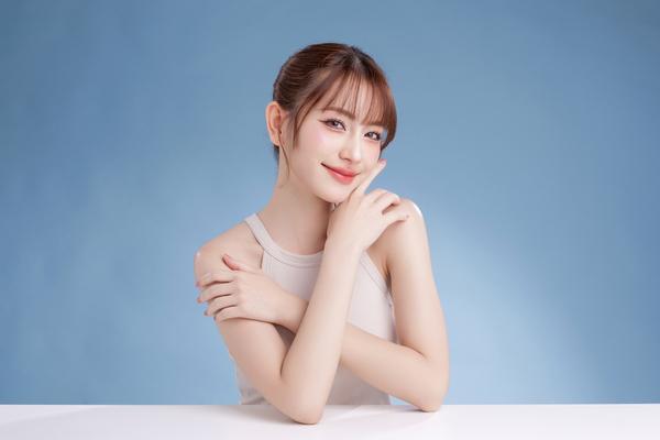 一人で行くガールズバー完全ガイド!料金システムと楽しみ方