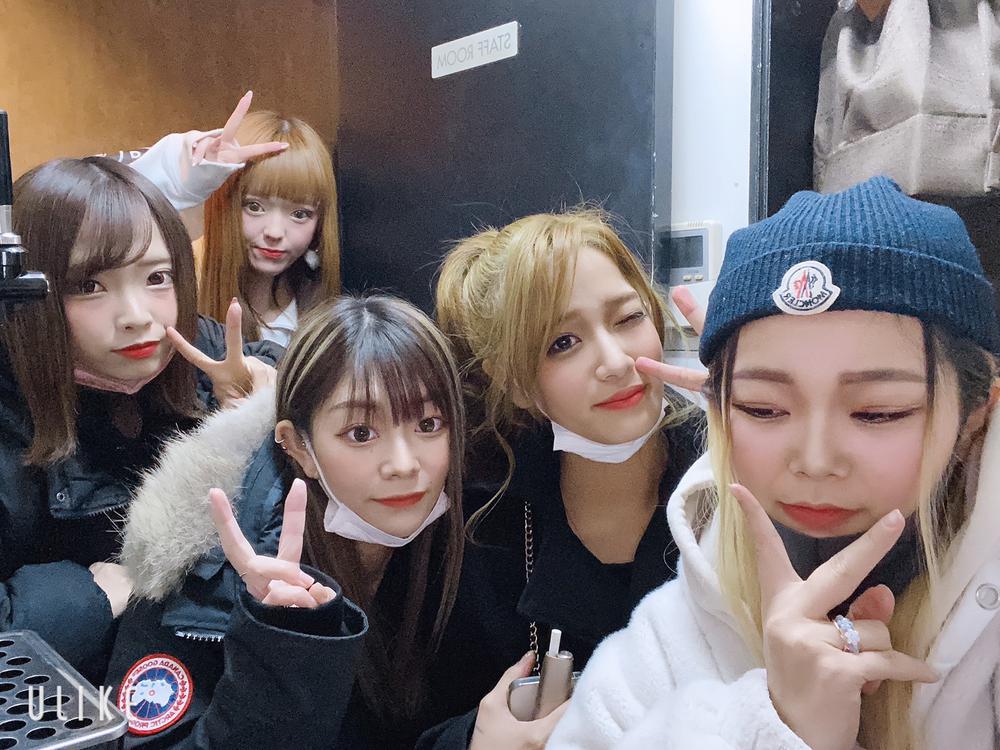 本日5人出勤！！